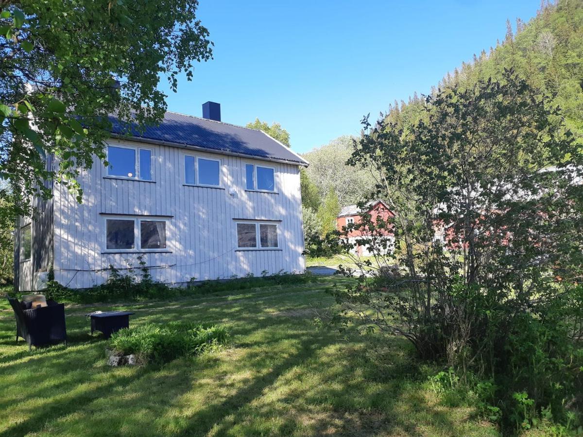 Graceland Norway Foldereid エクステリア 写真